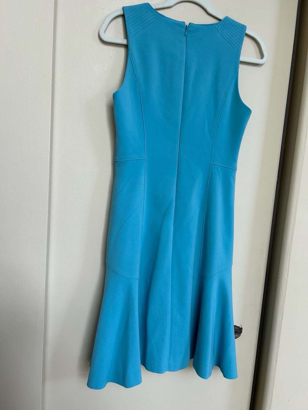White House Black Market Dress Size 2 Turquoise Blue V-Neck Sleeveless - Picture 3 of 5